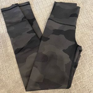 aerie camo leggings